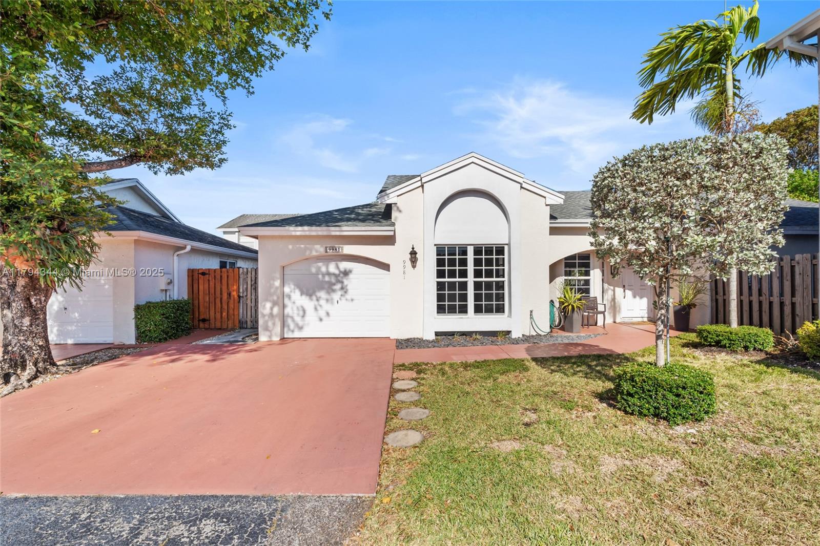 9981 Nw 51st Ln, Doral, Miami-Dade County, Florida - 3 Bedrooms  
2 Bathrooms - 