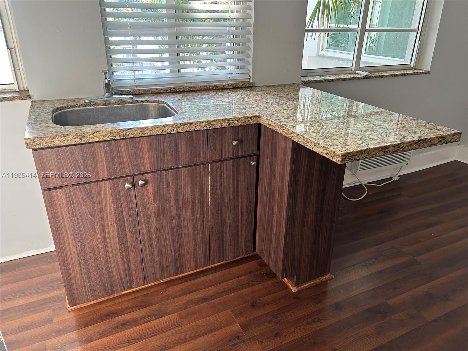 OCEAN BEACH ADDN NO 3 - Residential Lease