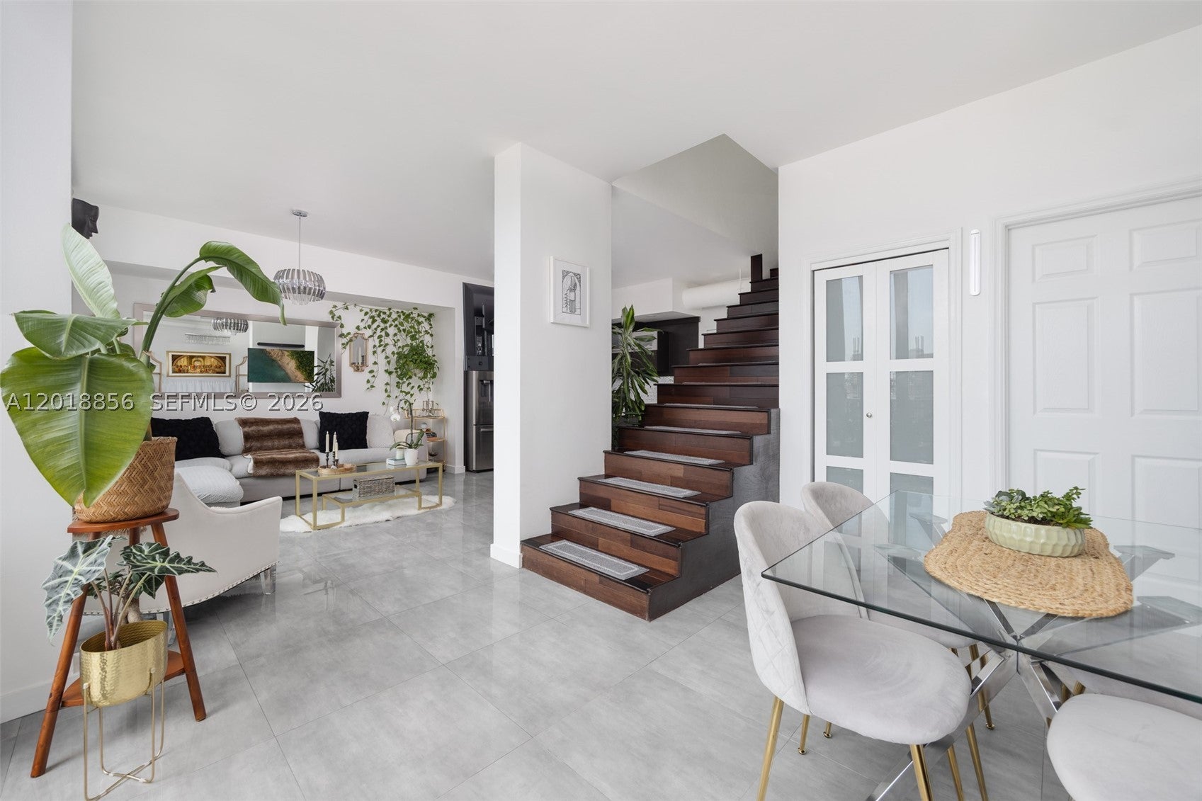 690 SW 1st Ct PHI10