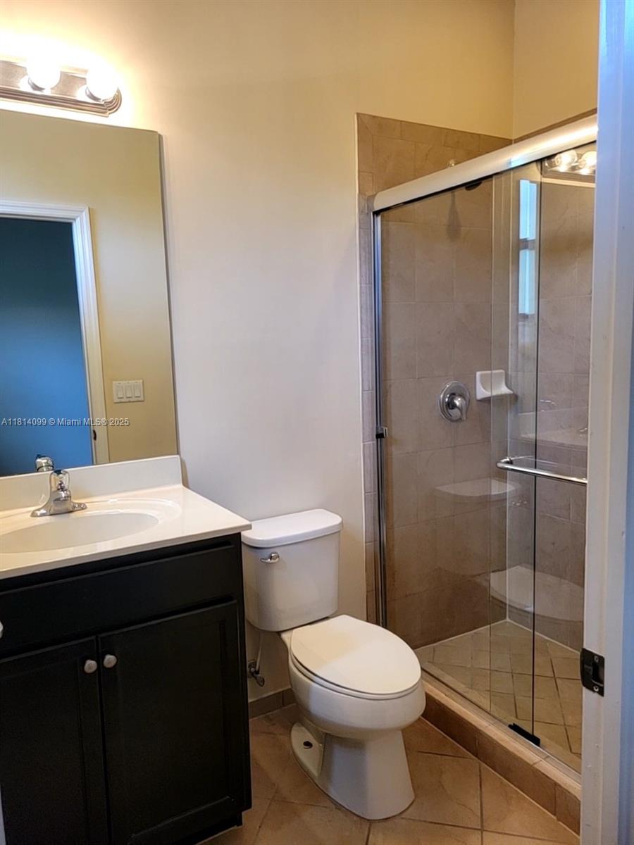 MARTINIQUE AT OASIS REPLA - Residential Lease