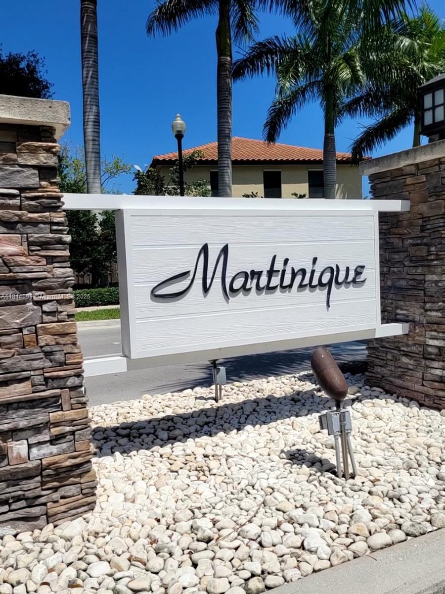Rental Property at 443 Se 32nd Ter, Homestead, Miami-Dade County, Florida - Bedrooms: 3 
Bathrooms: 3  - $2,400 MO.