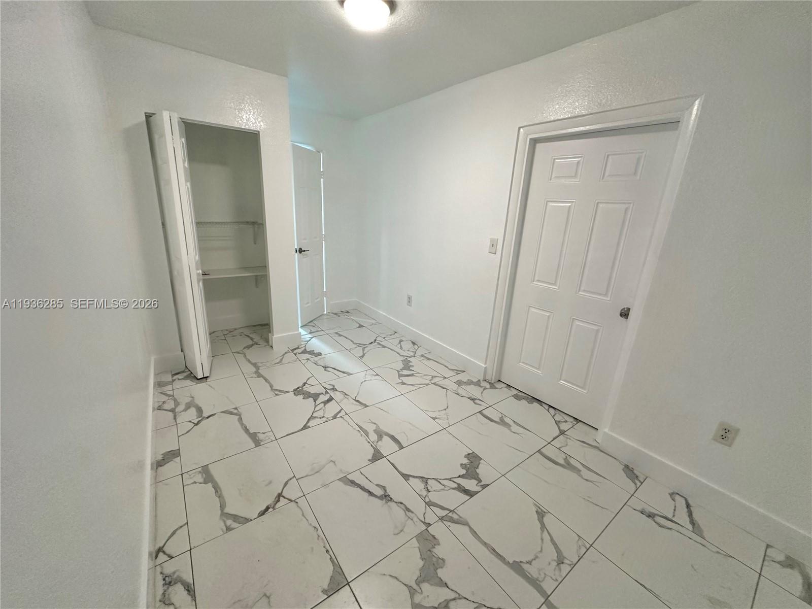 CASTLE ESTATES - Residential Lease