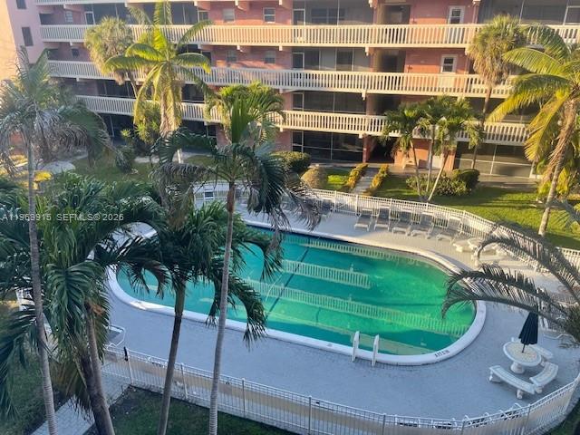 ELDORADO PLAZA WEST CONDO - Residential Lease