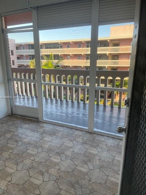 ELDORADO PLAZA WEST CONDO - Residential Lease