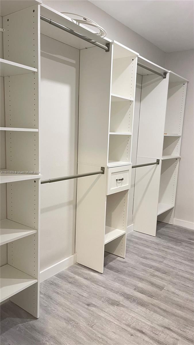 CORAL GABLES COUNTRY CLUB - Residential