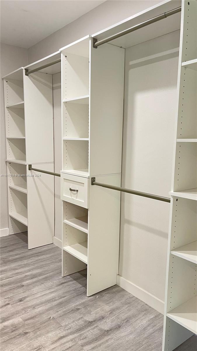 CORAL GABLES COUNTRY CLUB - Residential