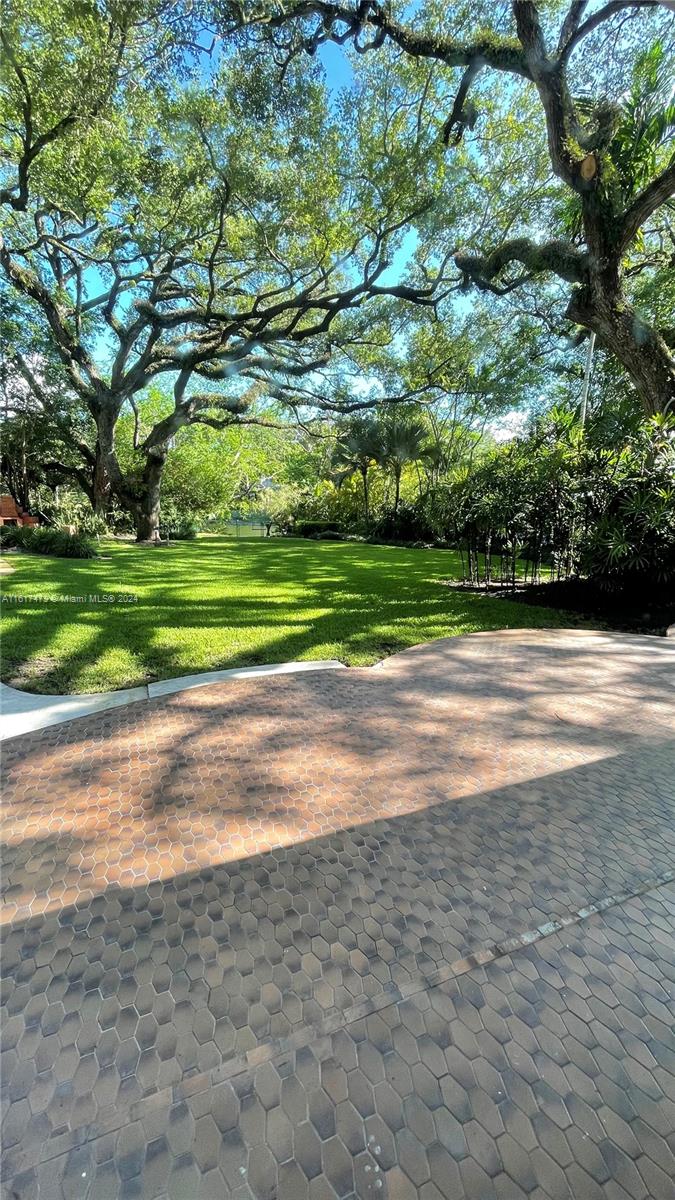 CORAL GABLES COUNTRY CLUB - Residential