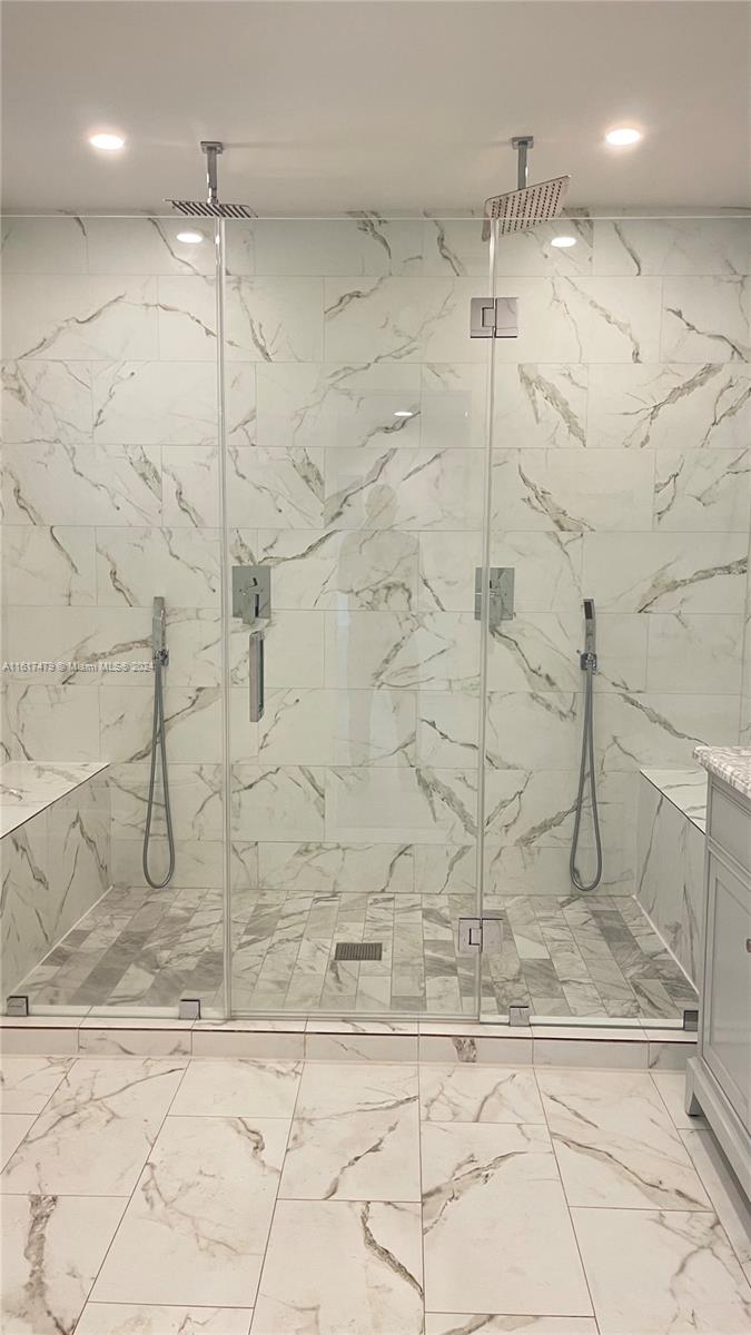 CORAL GABLES COUNTRY CLUB - Residential