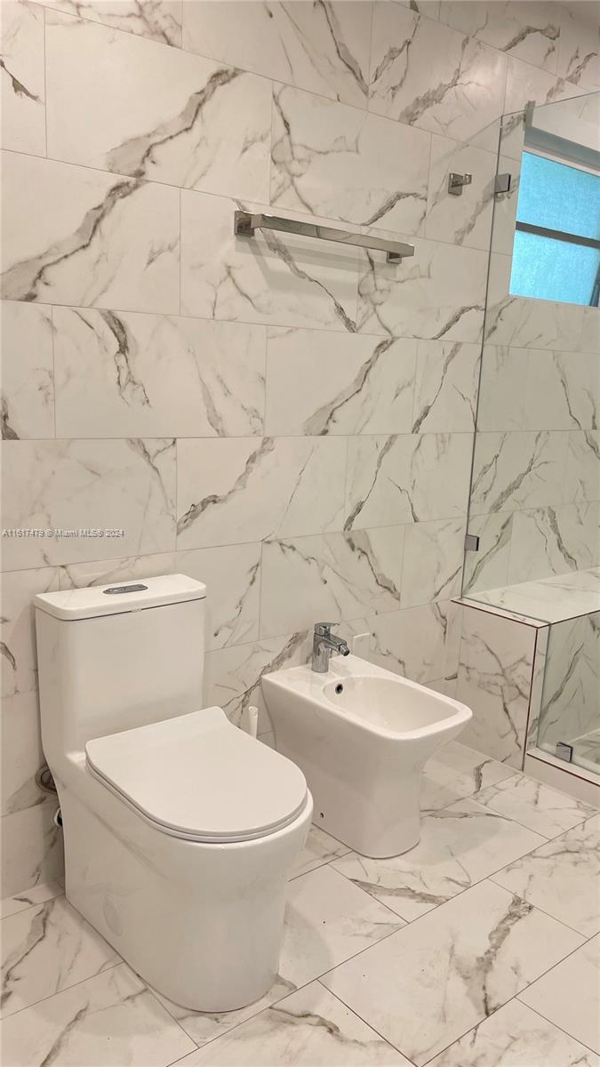 CORAL GABLES COUNTRY CLUB - Residential