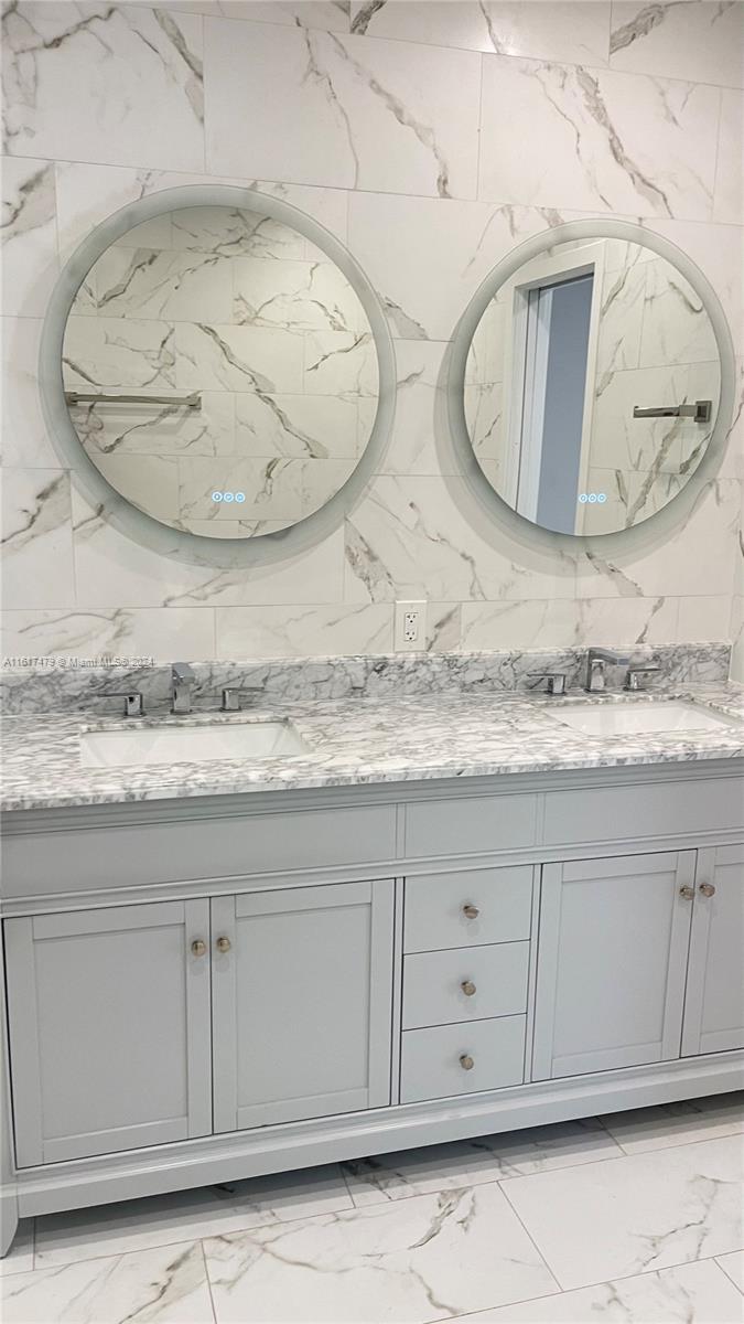 CORAL GABLES COUNTRY CLUB - Residential