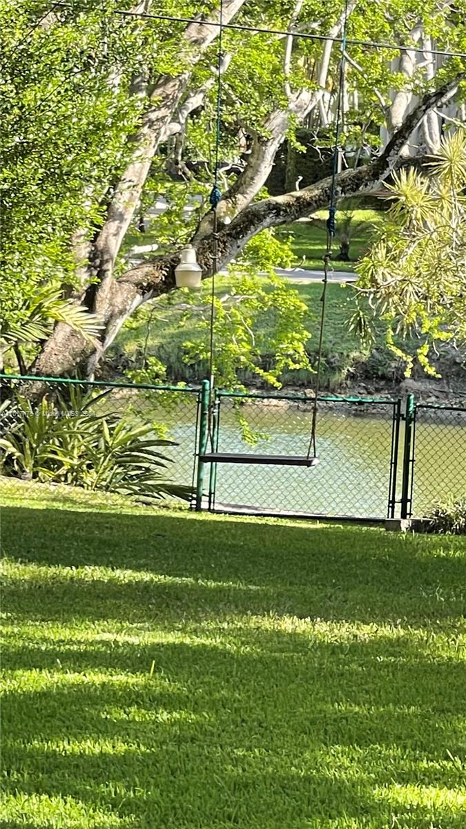 CORAL GABLES COUNTRY CLUB - Residential