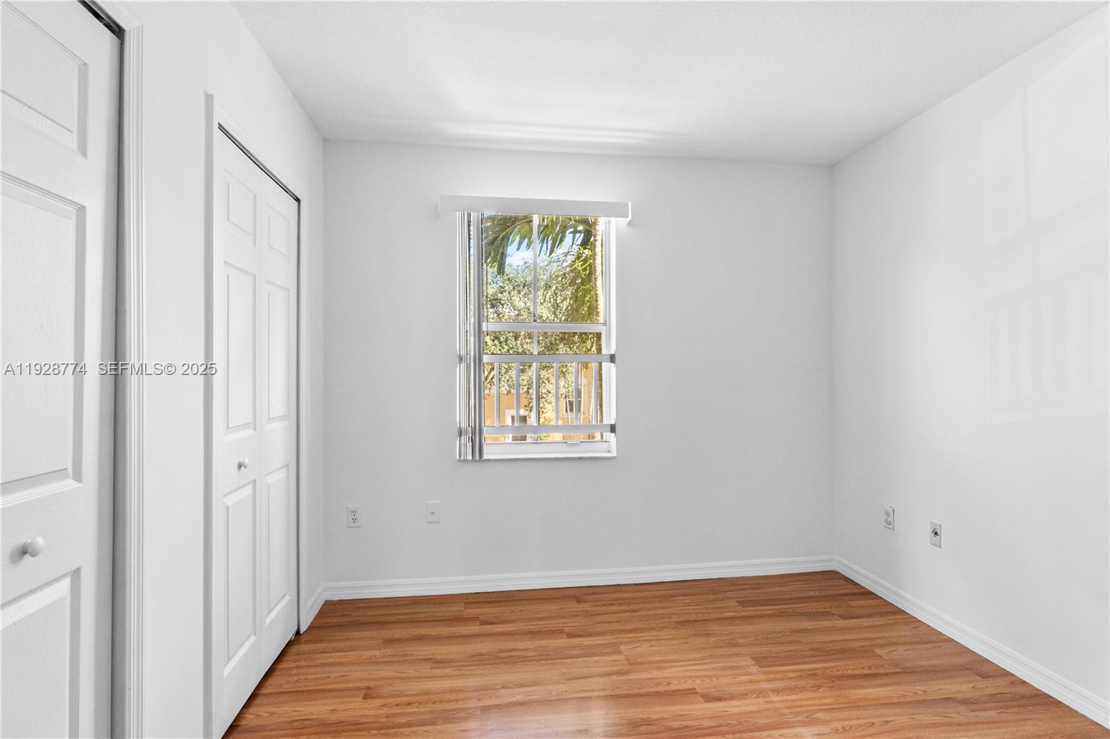 MELROSE POINT CONDO - Residential