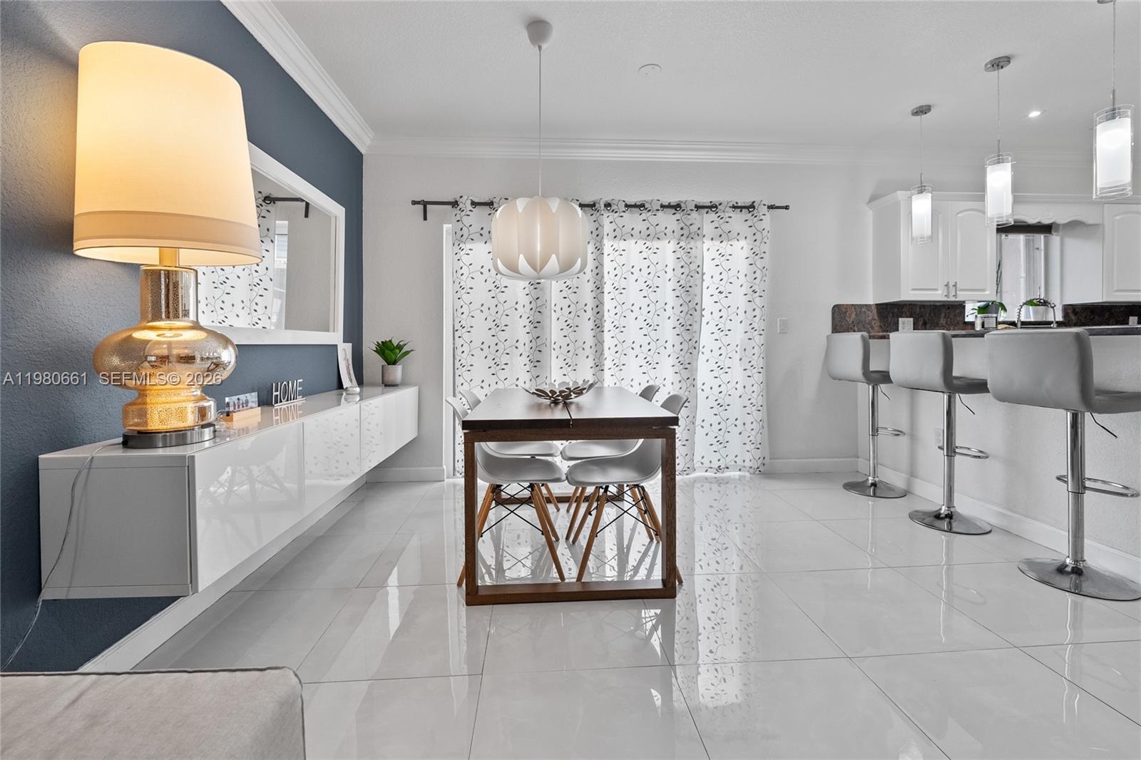 SANTA BARBARA - Residential