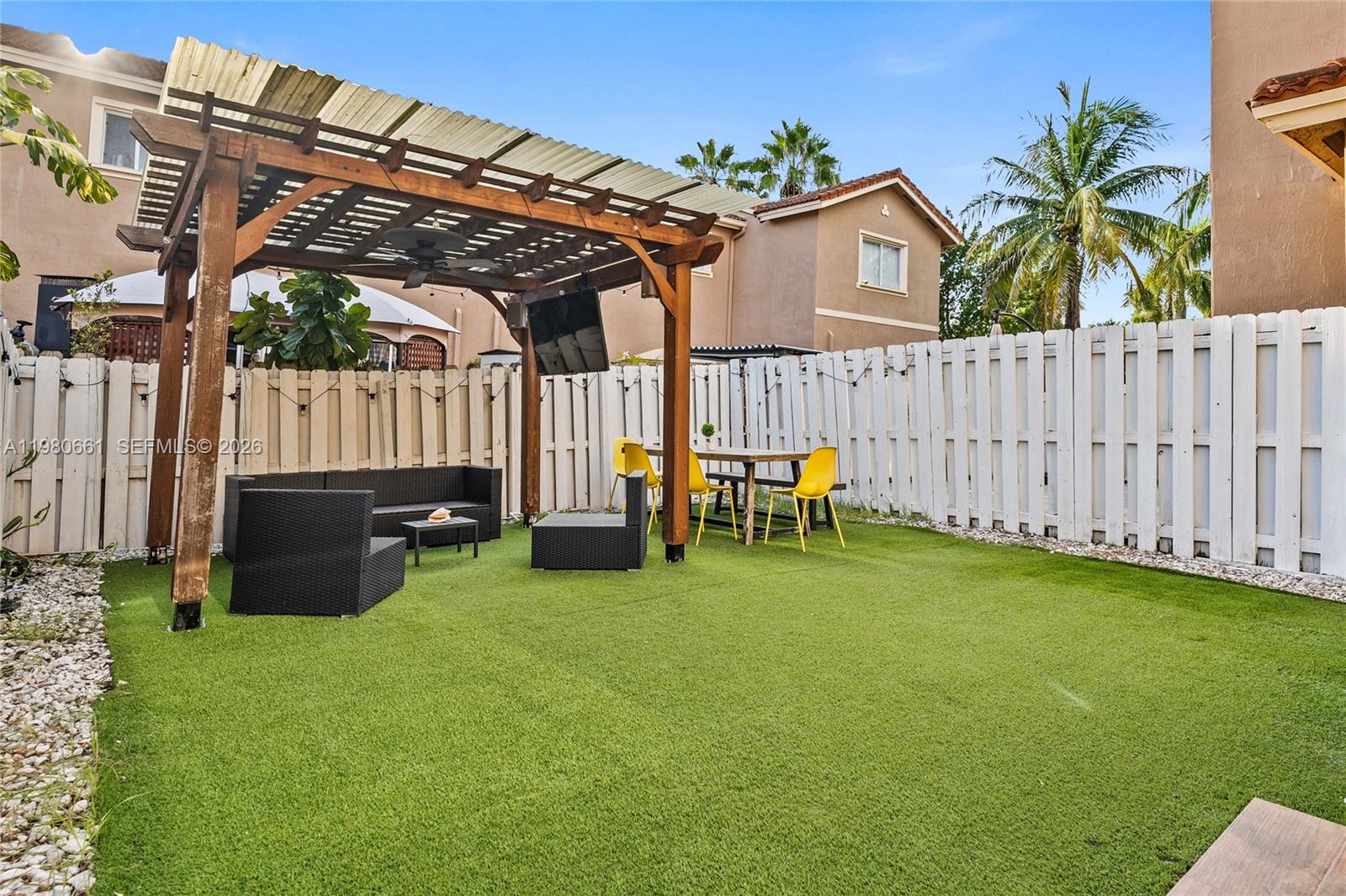 SANTA BARBARA - Residential