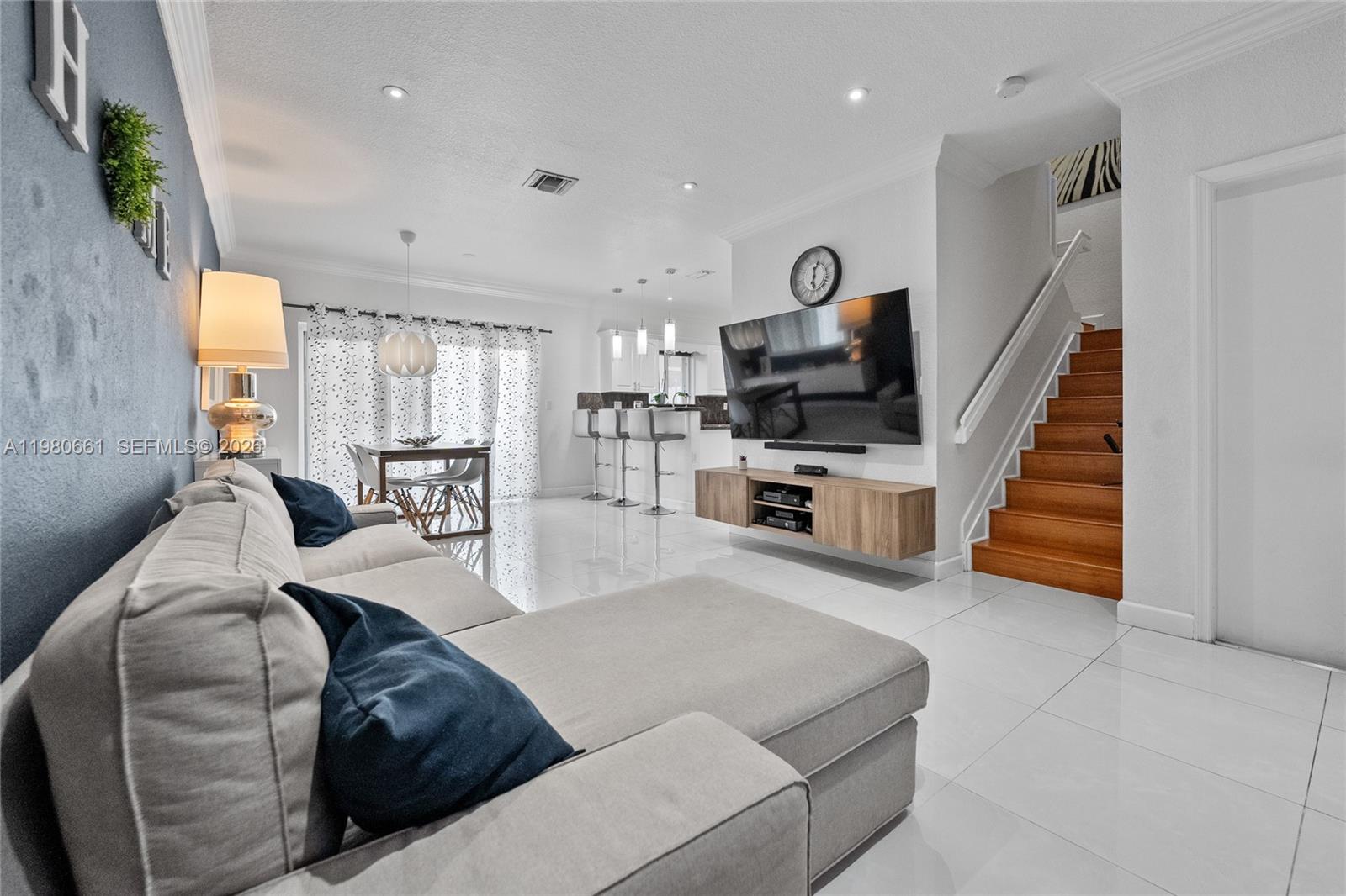 SANTA BARBARA - Residential