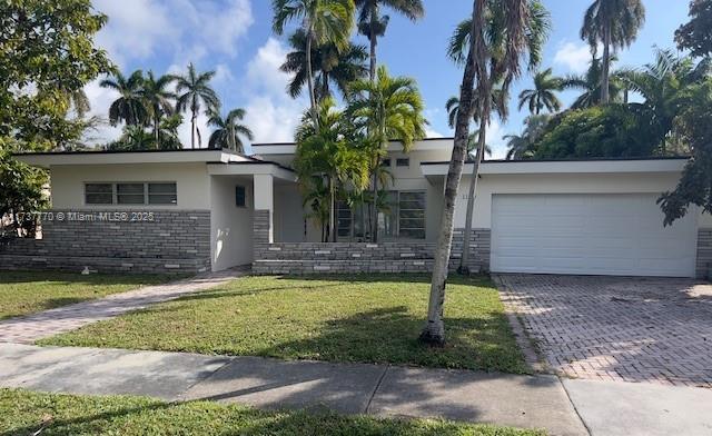 Located east of Biscayne Blvd in the desirable Davis Harbor neighborhood, this 3-bedroom, 2-bathroom home and offers a spacious layout.
Featuring a large kitchen, a private pool, and a 2-car garage. The screened porch, fruit trees, and interior lot location provide a private retreat while still offering easy access to Miami Beach, Midtown, Wynwood, Downtown, and I-95.