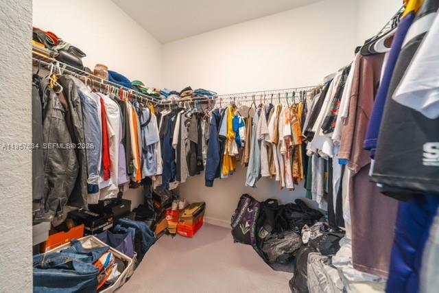 VISTA LAGO - Residential