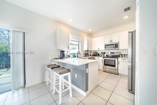 VISTA LAGO - Residential