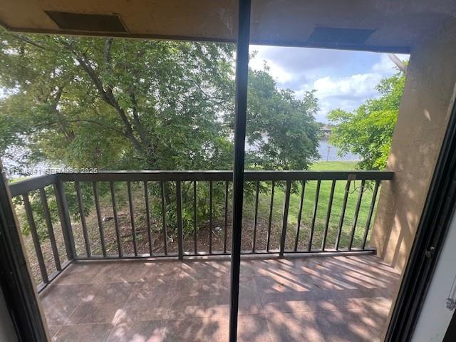 LAGO GRANDE ONE CONDO - Residential