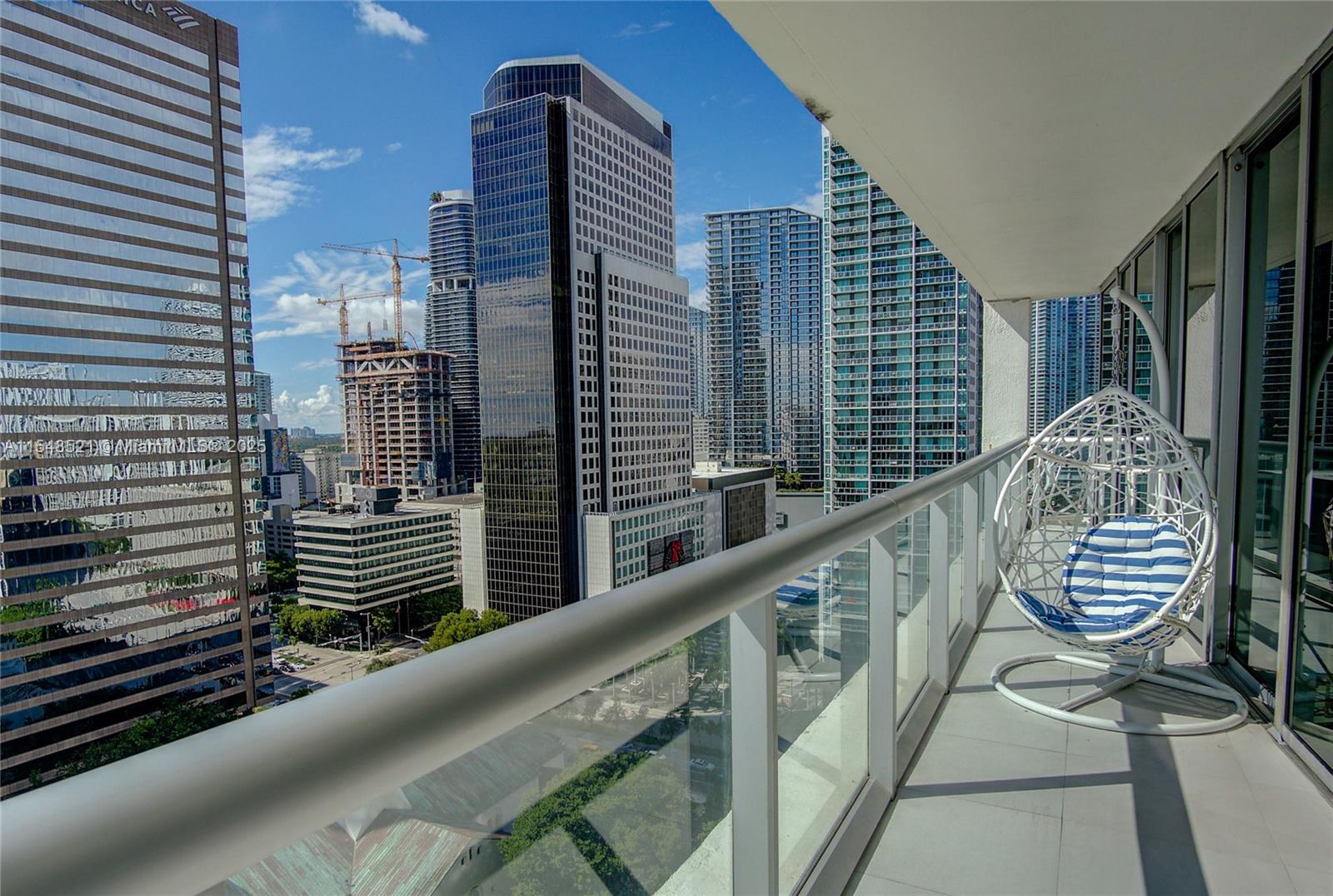 ICON BRICKELL NO TWO - Residential