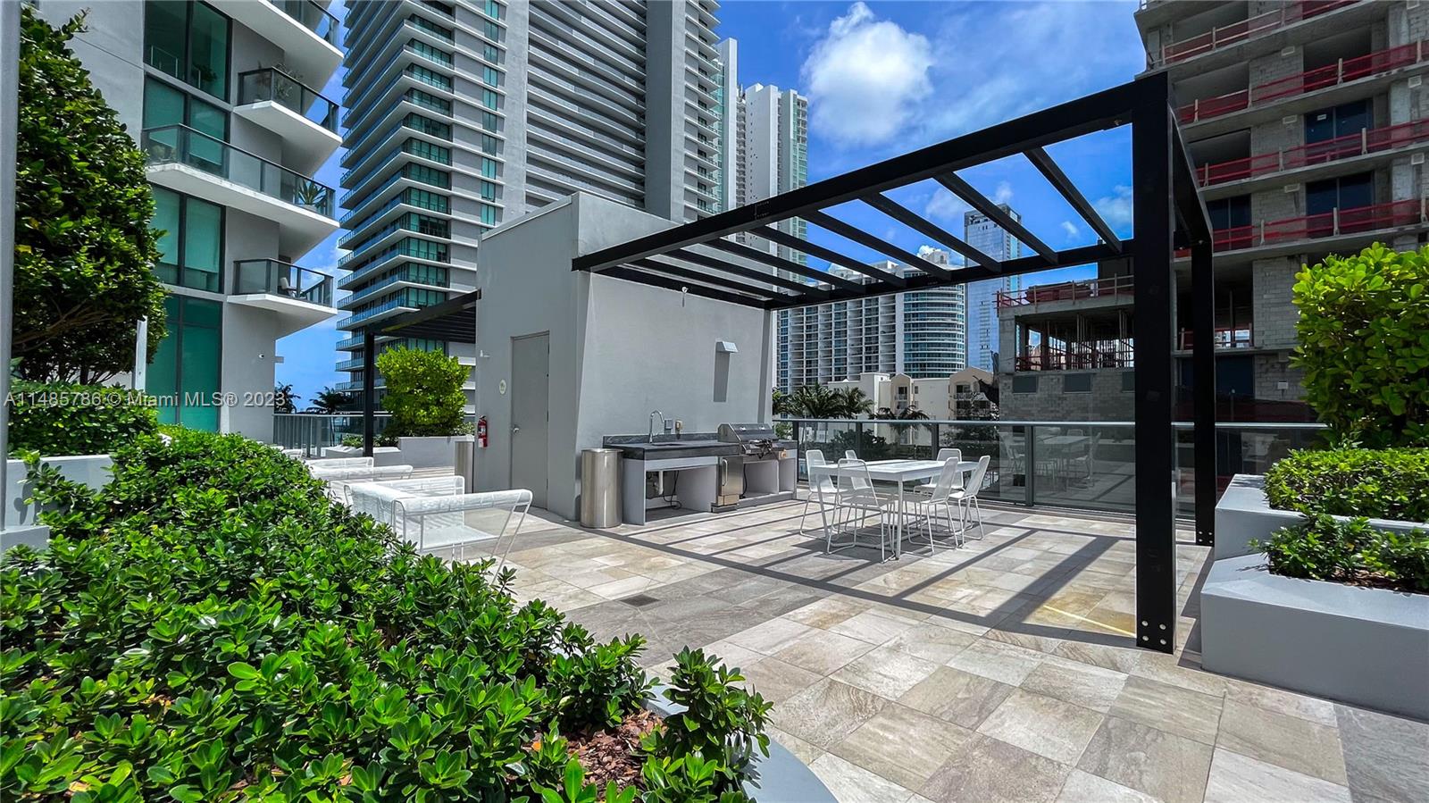 Paraiso Bay View - Residential Lease