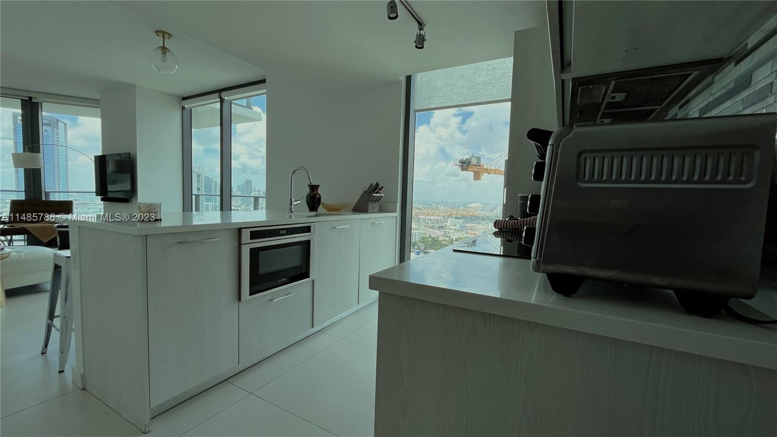 Paraiso Bay View - Residential Lease