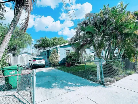 1945 NW 155th St, Miami Gardens, FL 33054 - MLS#: A11760091