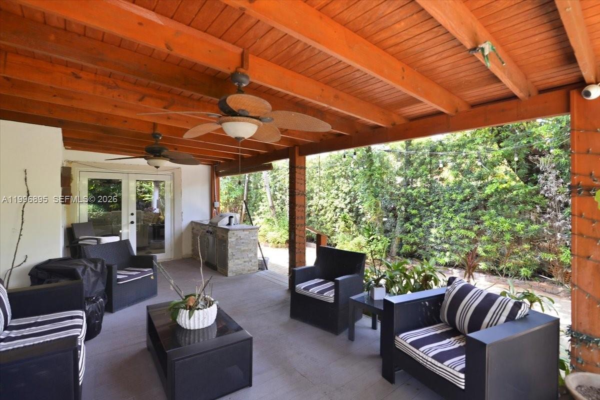 RIVIERA ESTATES 2ND ADDN - Residential