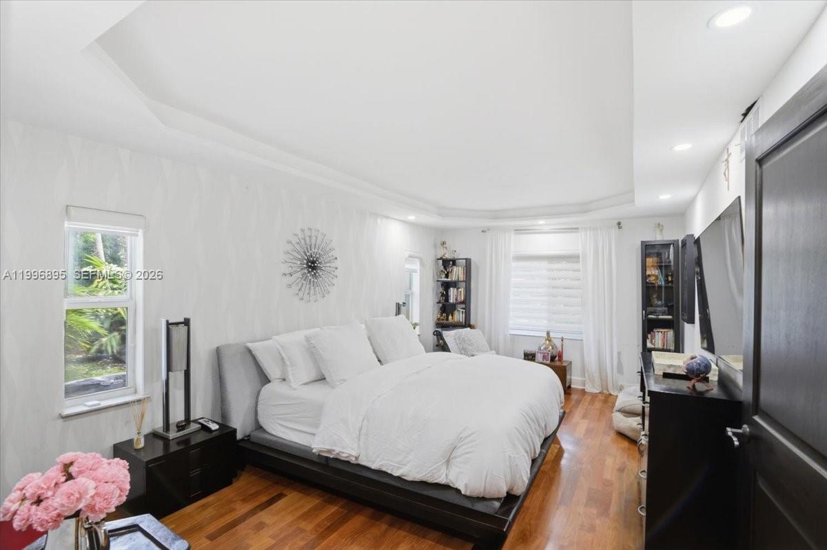 RIVIERA ESTATES 2ND ADDN - Residential