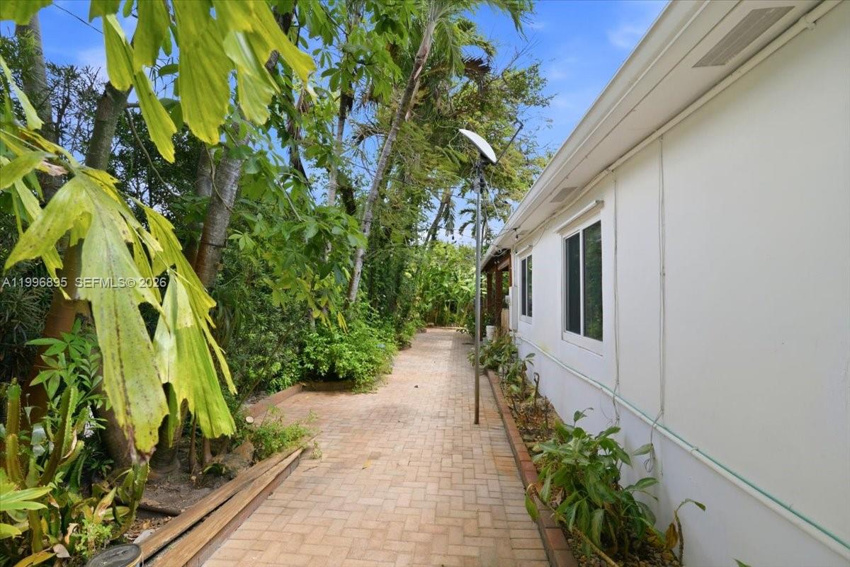 RIVIERA ESTATES 2ND ADDN - Residential