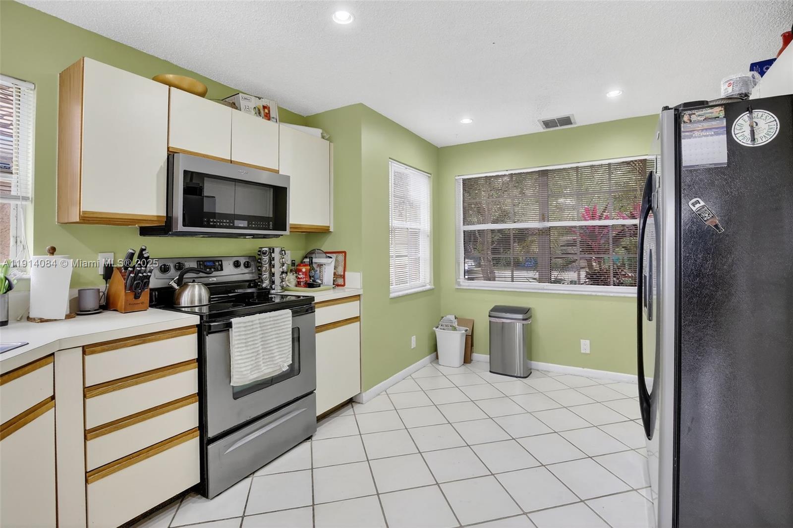 OAK GROVE AT FOREST RIDGE - Residential Lease