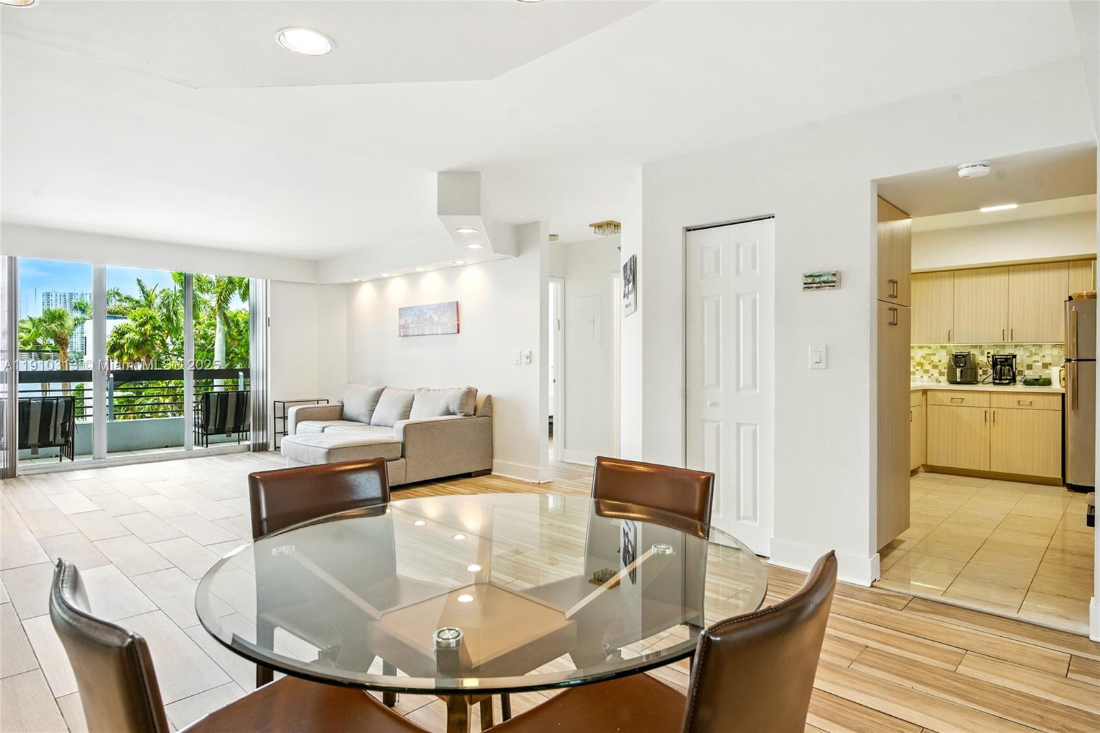 MYSTIC POINTE CONDO NO ON - Residential Lease