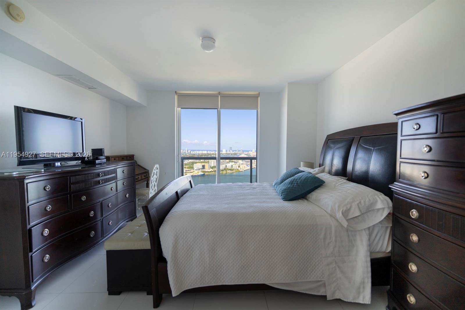 50 BISCAYNE CONDO - Residential