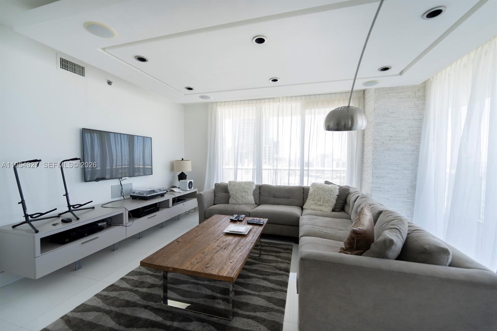 50 BISCAYNE CONDO - Residential