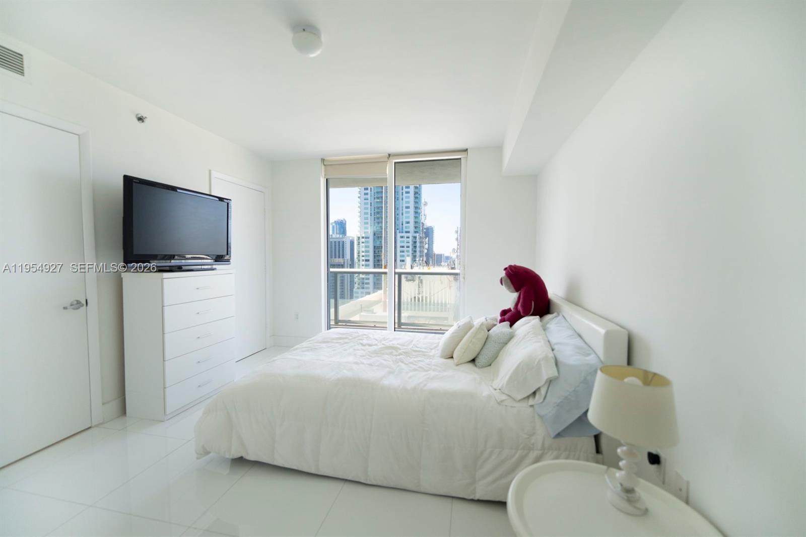 50 BISCAYNE CONDO - Residential