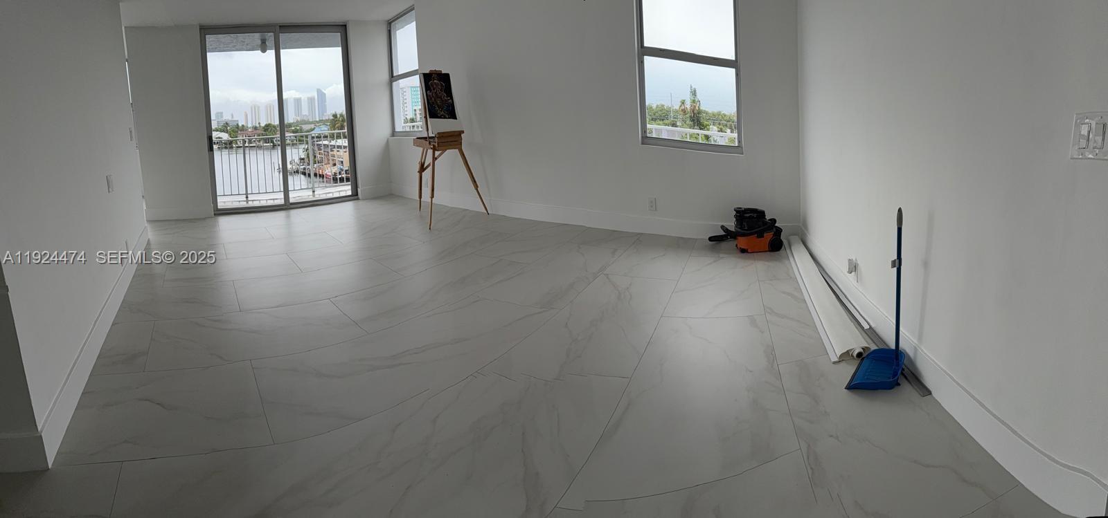 REEF SOUTH CONDO - Residential