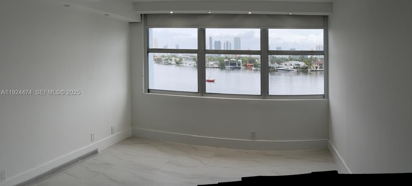 REEF SOUTH CONDO - Residential