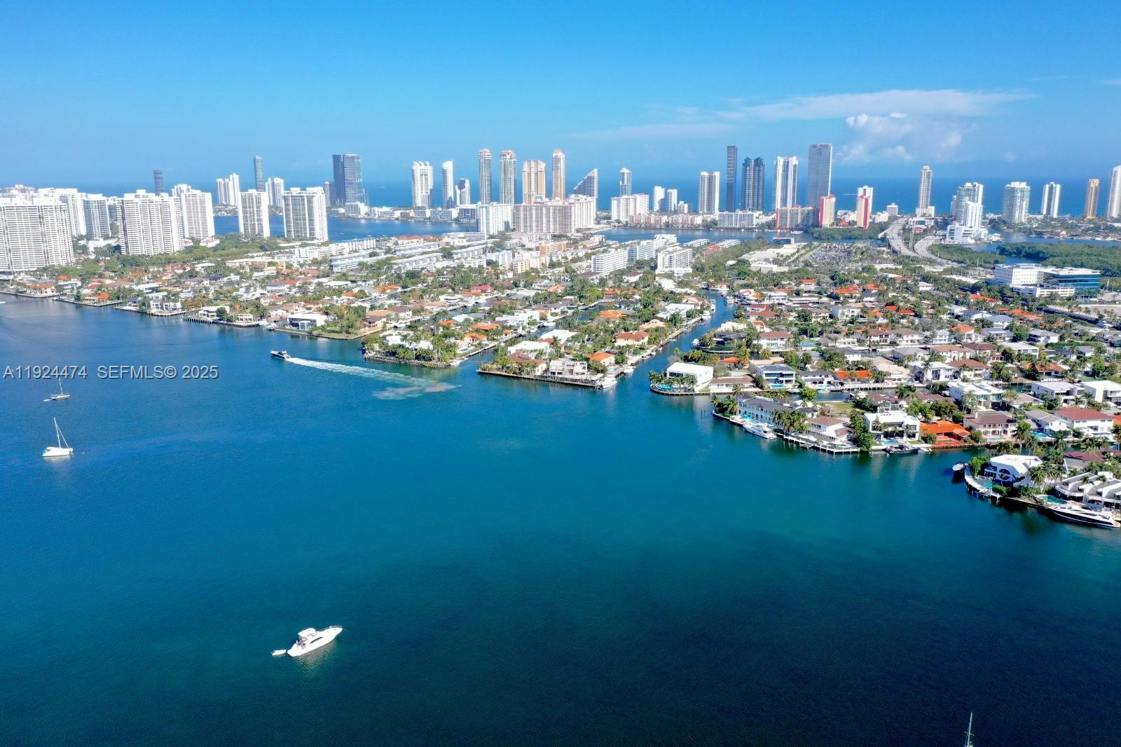 REEF SOUTH CONDO - Residential