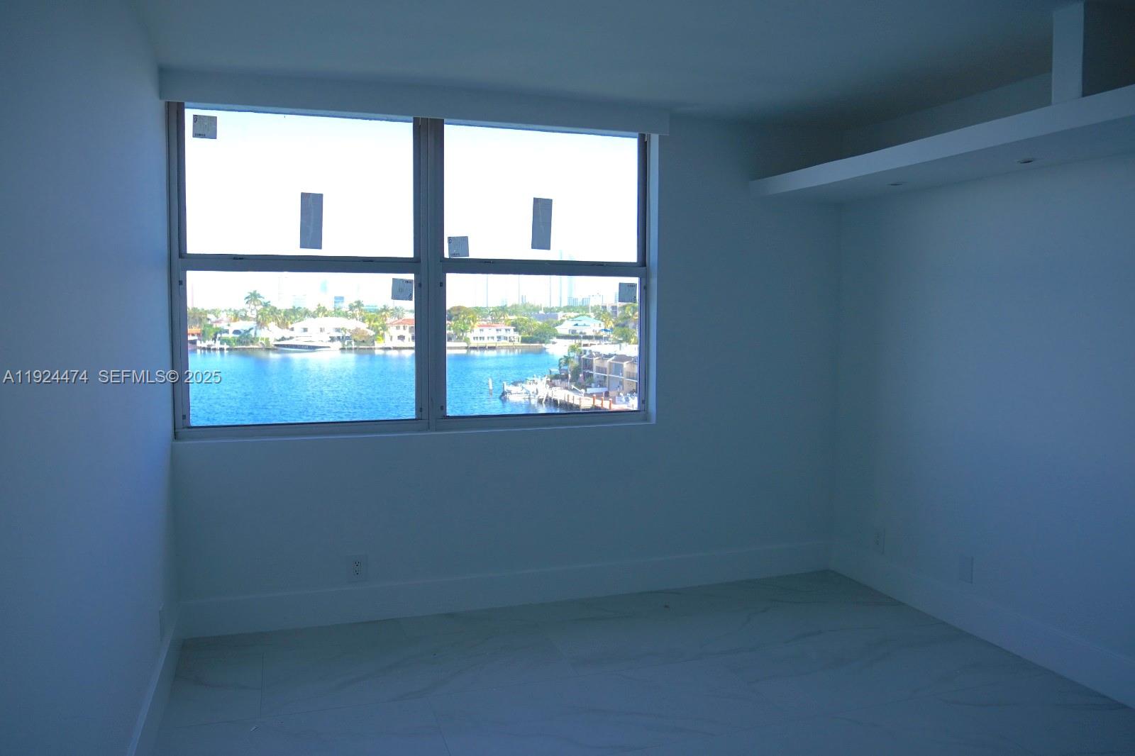 REEF SOUTH CONDO - Residential
