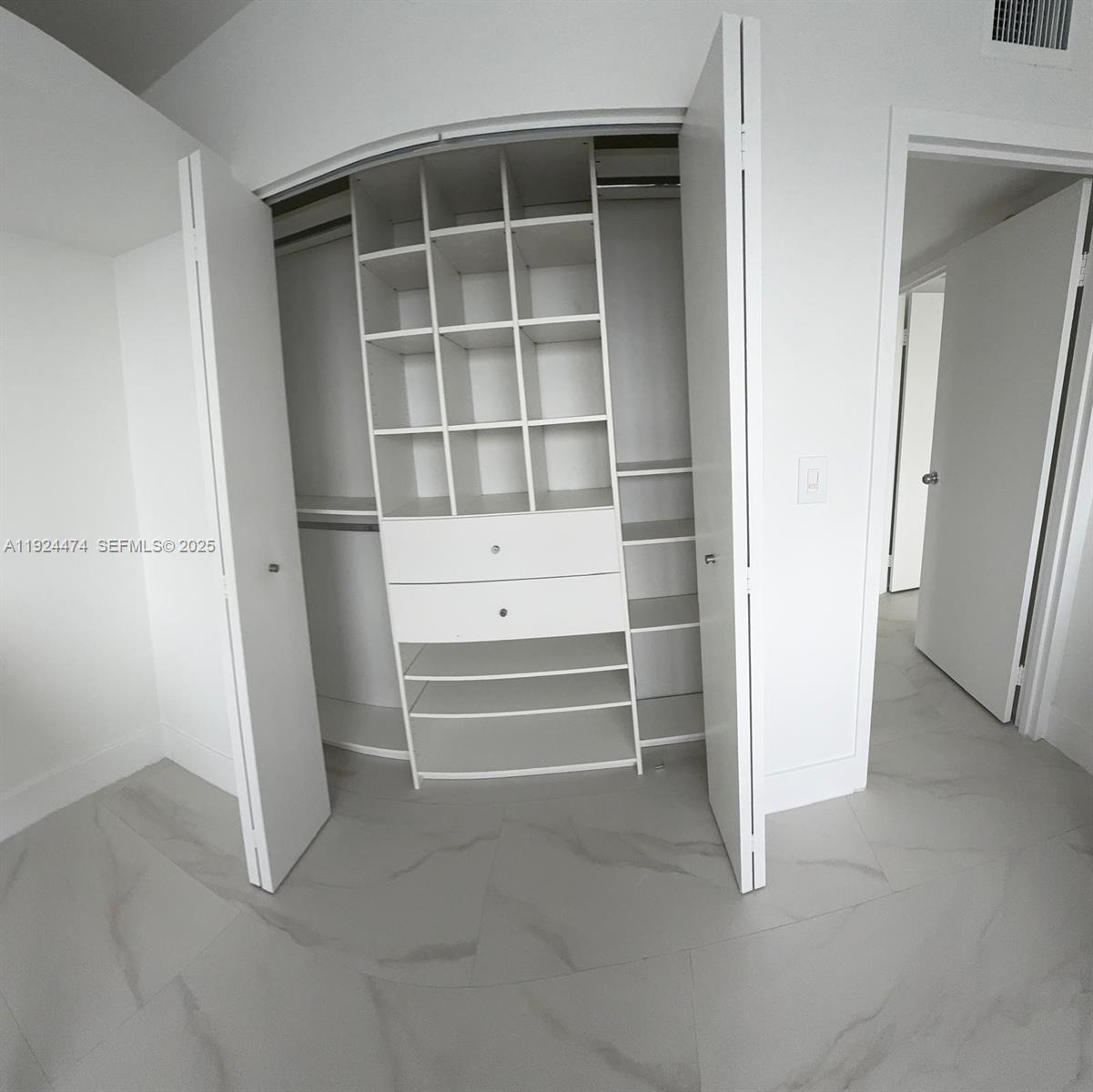 REEF SOUTH CONDO - Residential