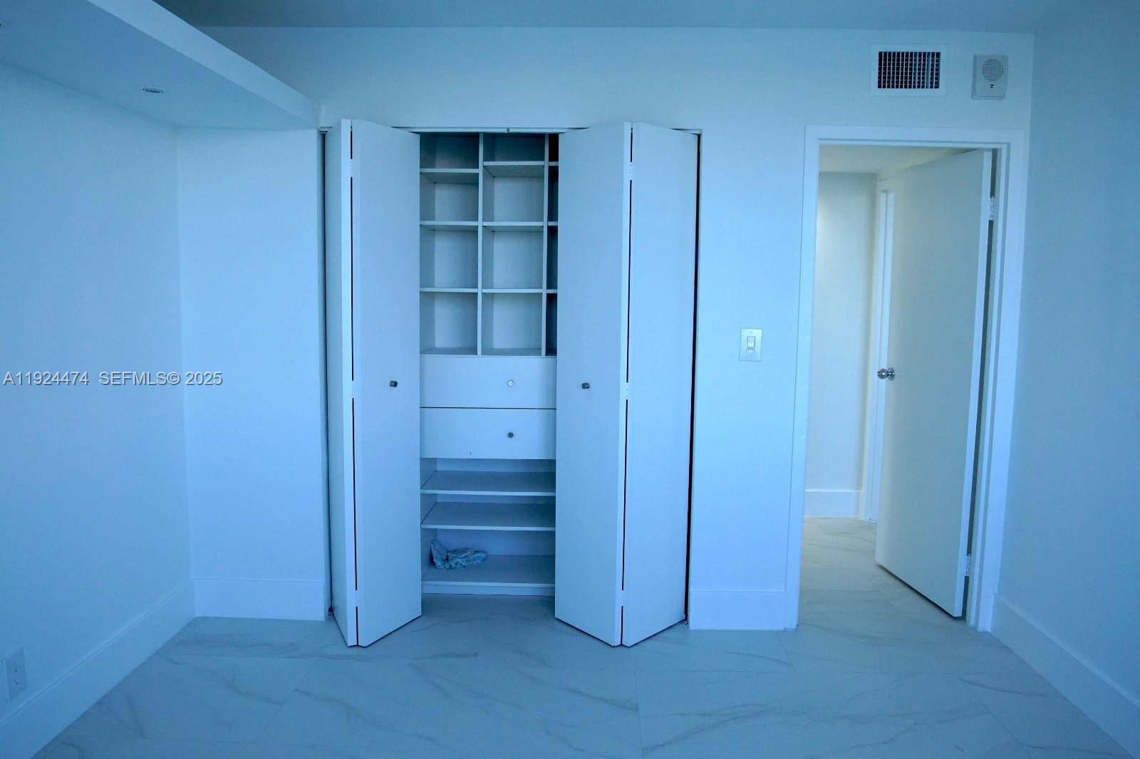 REEF SOUTH CONDO - Residential