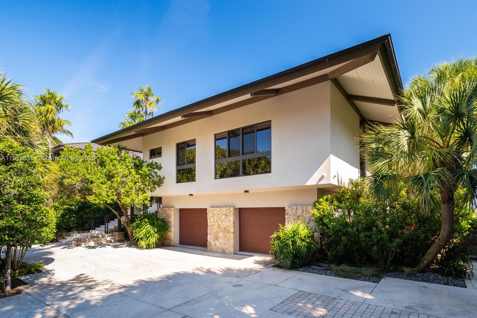 CORAL BAY SEC B - Residential