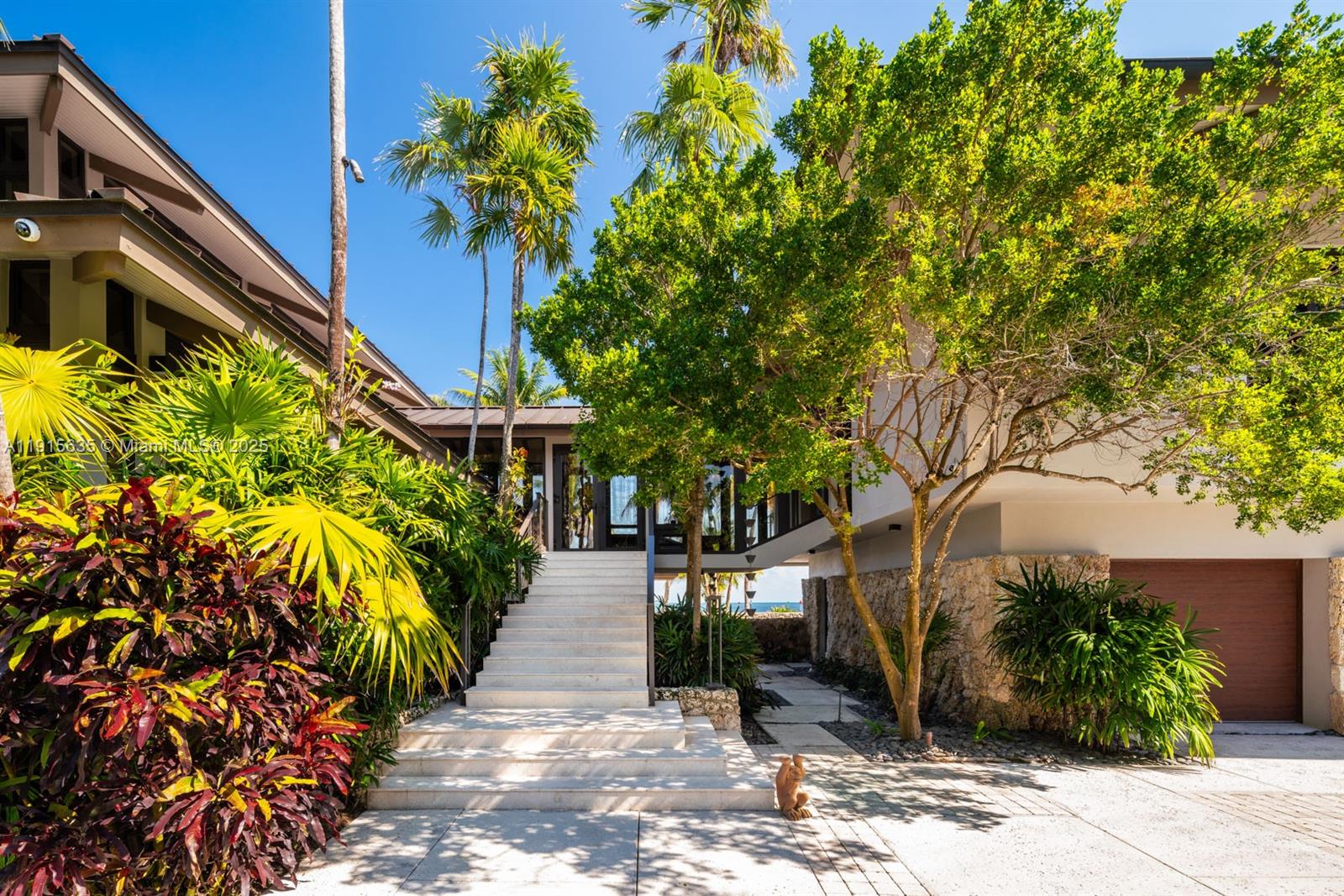 CORAL BAY SEC B - Residential