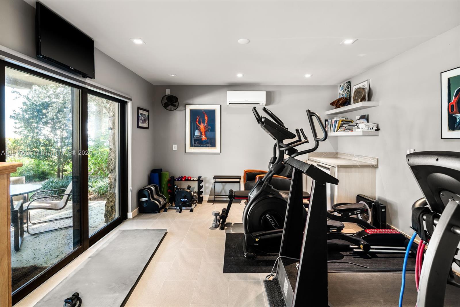 CORAL BAY SEC B - Residential