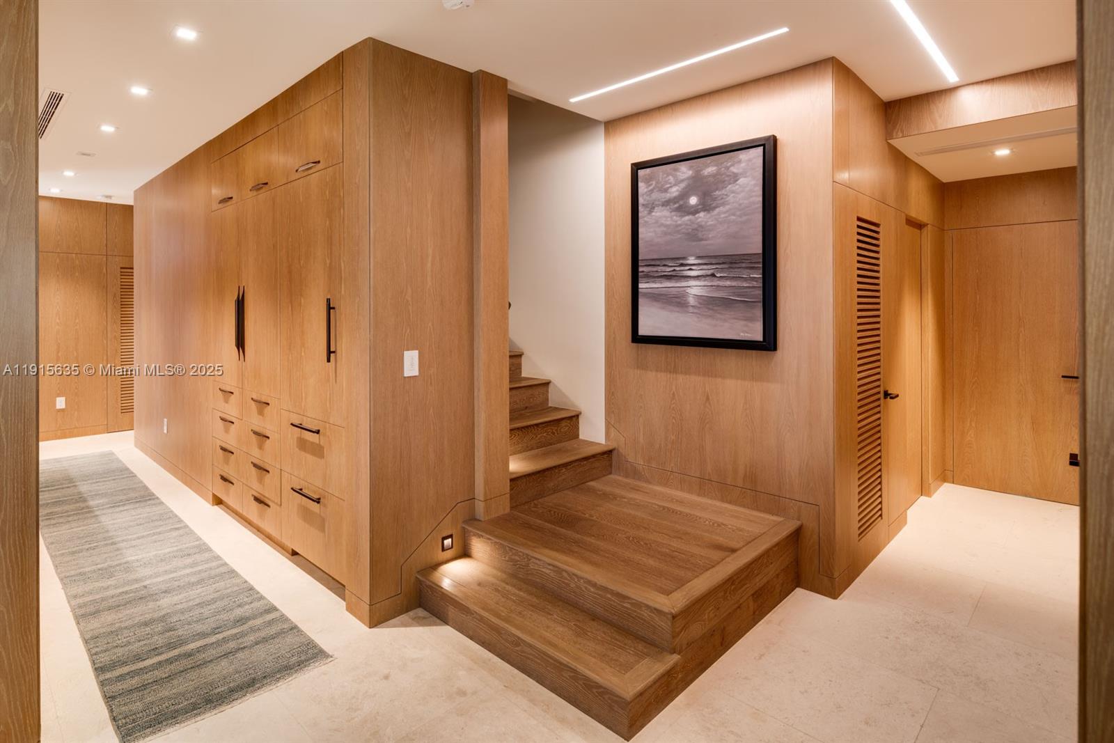 CORAL BAY SEC B - Residential