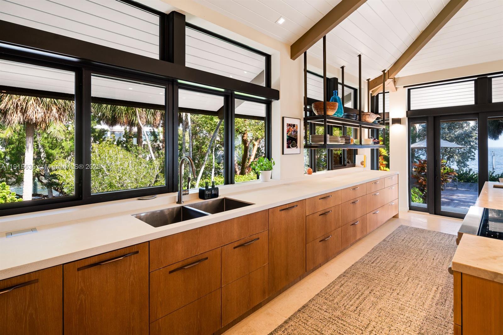 CORAL BAY SEC B - Residential