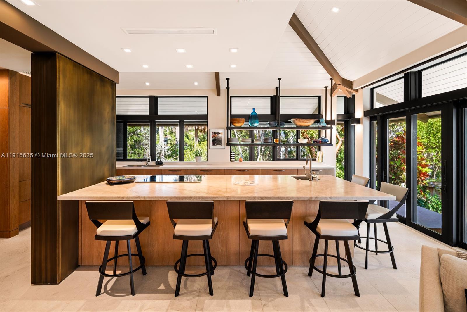 CORAL BAY SEC B - Residential