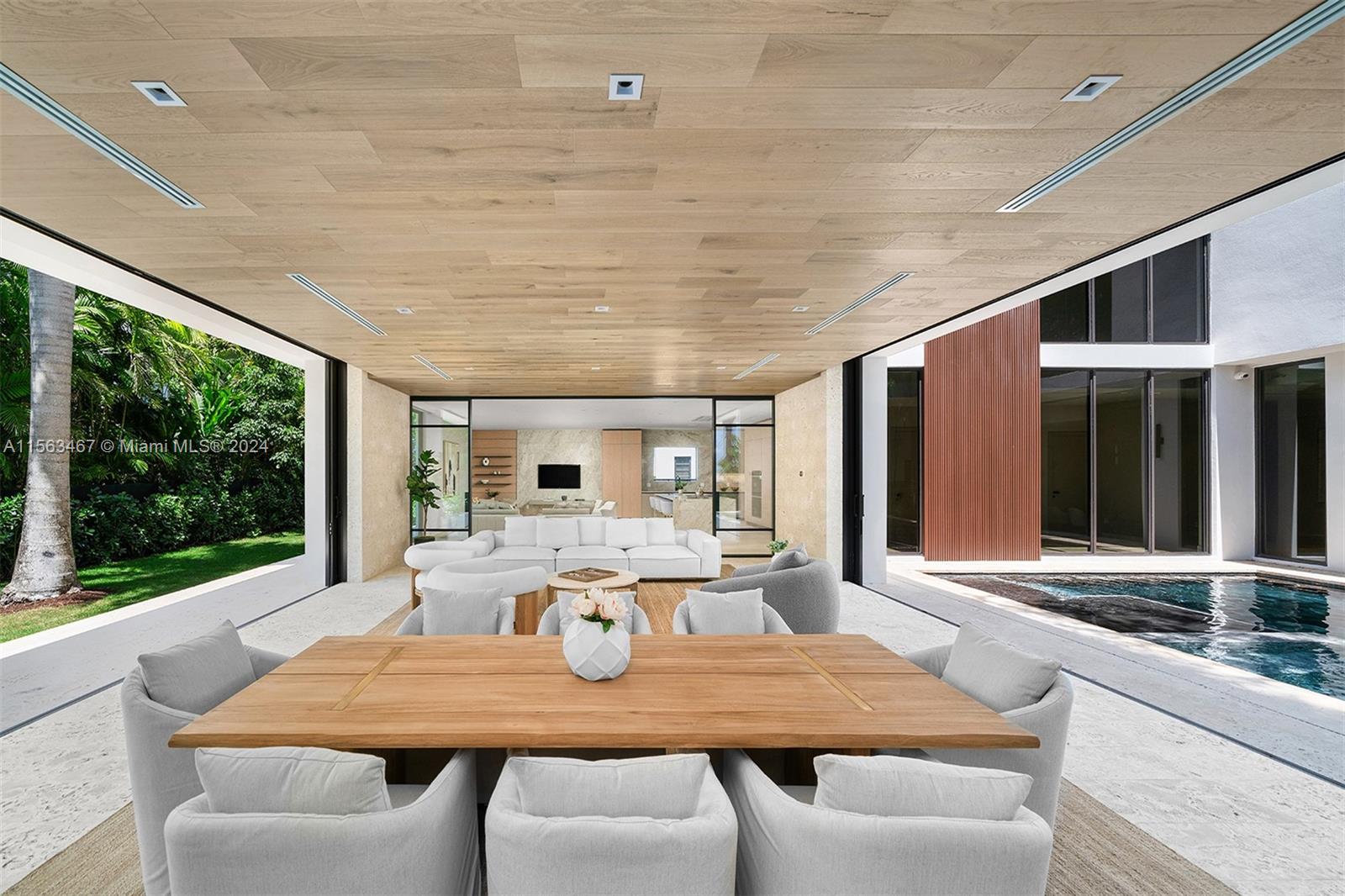 UNIVERSITY PLACE - Residential