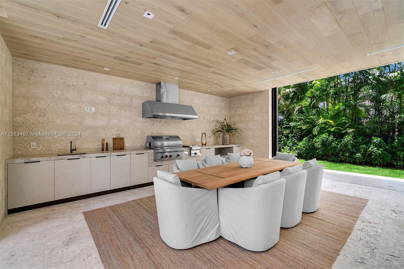 UNIVERSITY PLACE - Residential