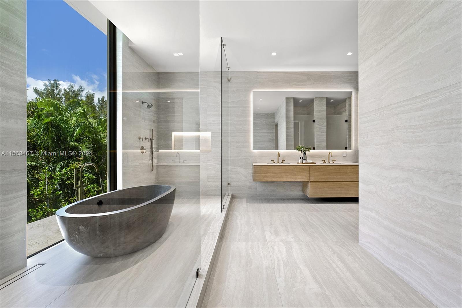 UNIVERSITY PLACE - Residential